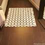 Tapis Pappelina Honey blanc et noir