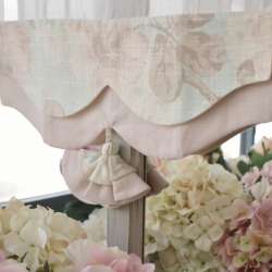 Brise-Bise Shabby-Chic Fleuri Rose Pastel