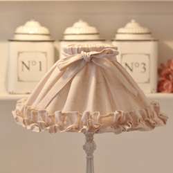 abat jour froufrou rose pastel